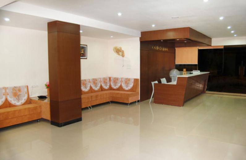 Balaji Grand 호텔 Kākināda 외부 사진
